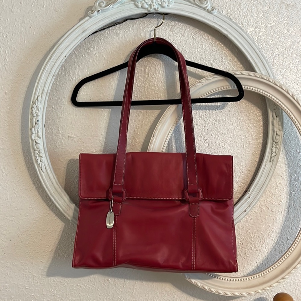 Beautiful Tignanello genuine leather laptop/messenger bag. NWT